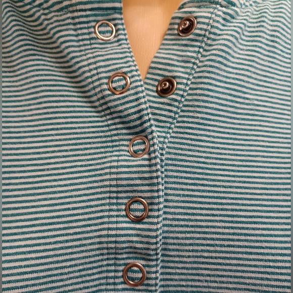 Gander Mountain Hooded Long Sleeve Shirt Turquoise & White Stripes - Picture 2 of 8
